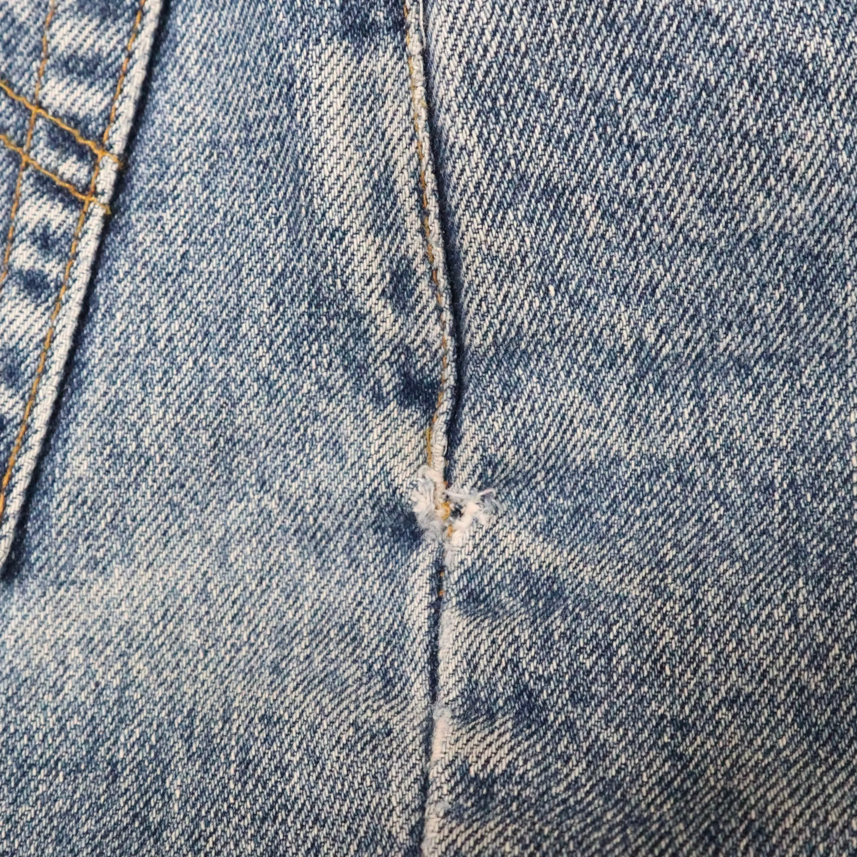 90s LEVI'S High Waisted Jeans (S)