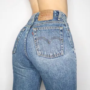 90s LEVI'S High Waisted Jeans (S)