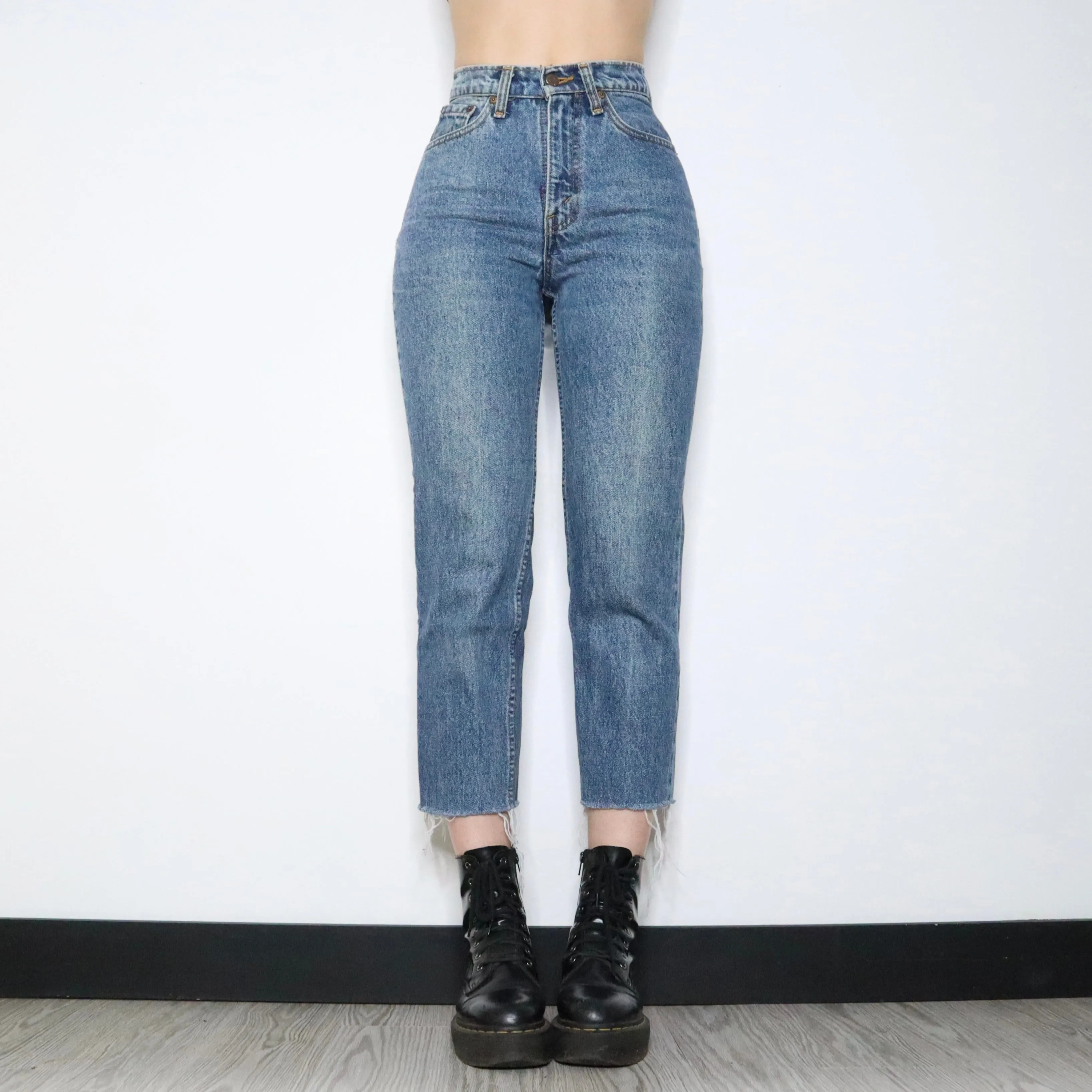90s LEVI'S High Waisted Jeans (S)