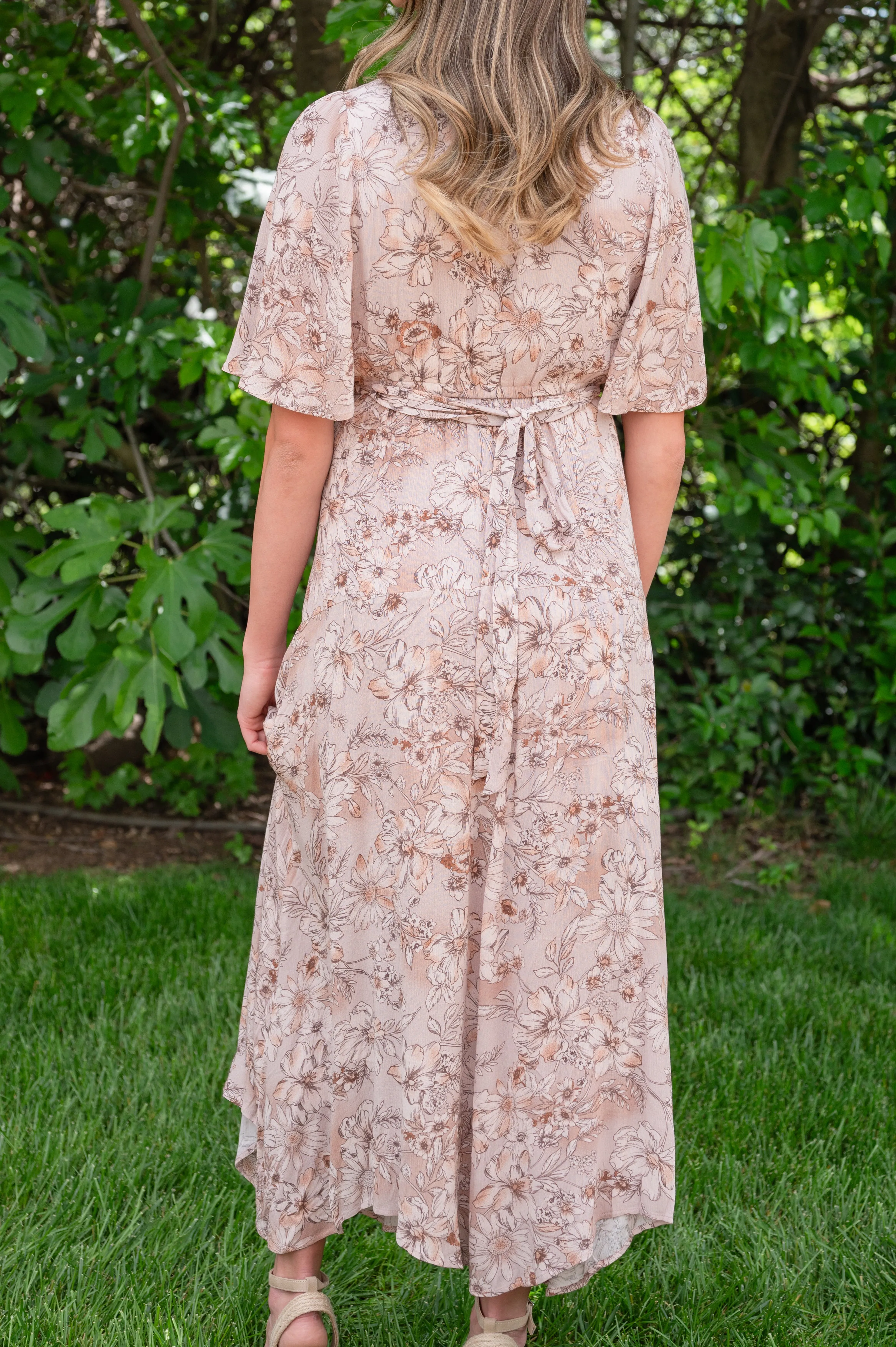 Clearance - Flutter Sleeve V-Neck Maxi Dress W/ Tie Waist