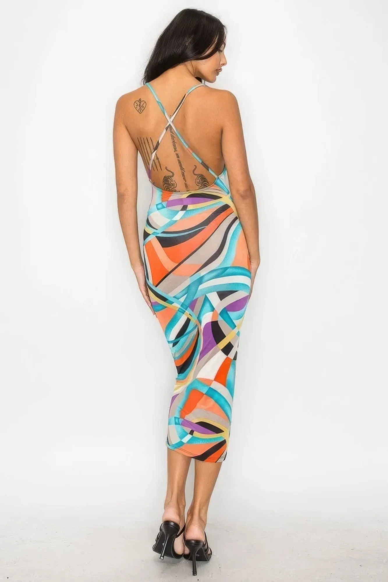 Elegant Cross-Back Marble Midi Dress - Fashionable Print Design