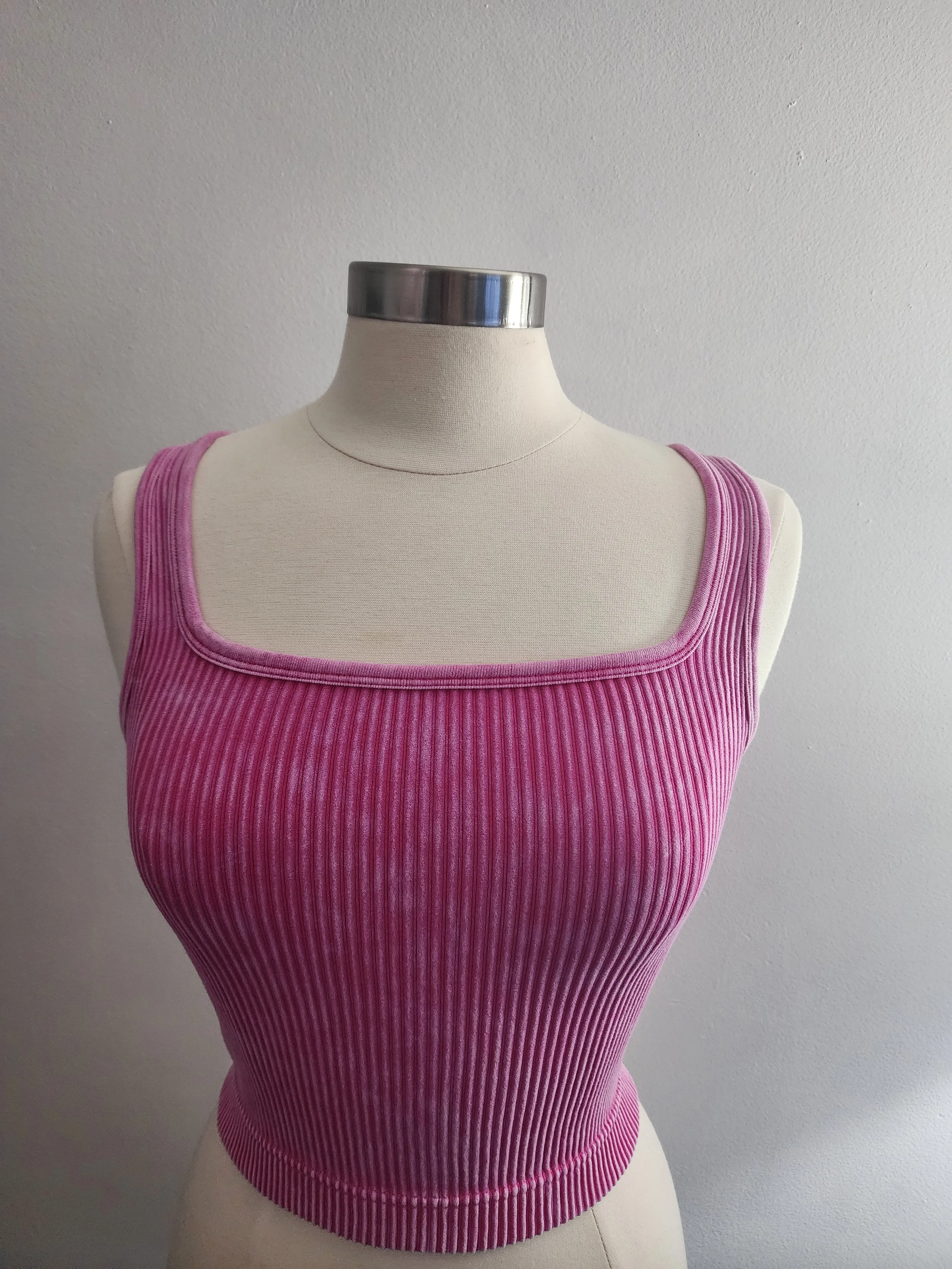 NADIRHA CROPPED TANK TOP