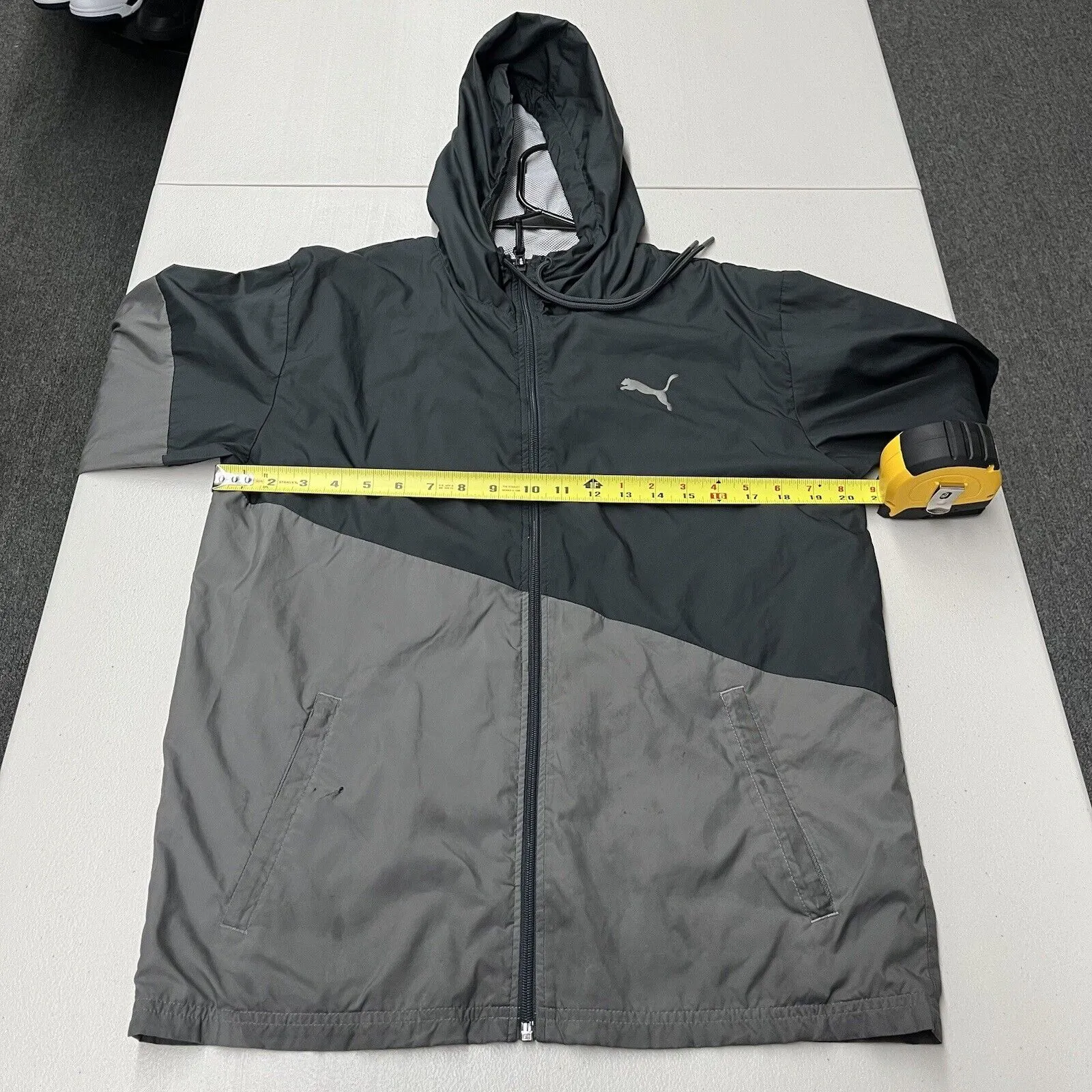 Puma Windbreaker Jacket Men's Grey Colorblock Lightweight Logo Size Small
