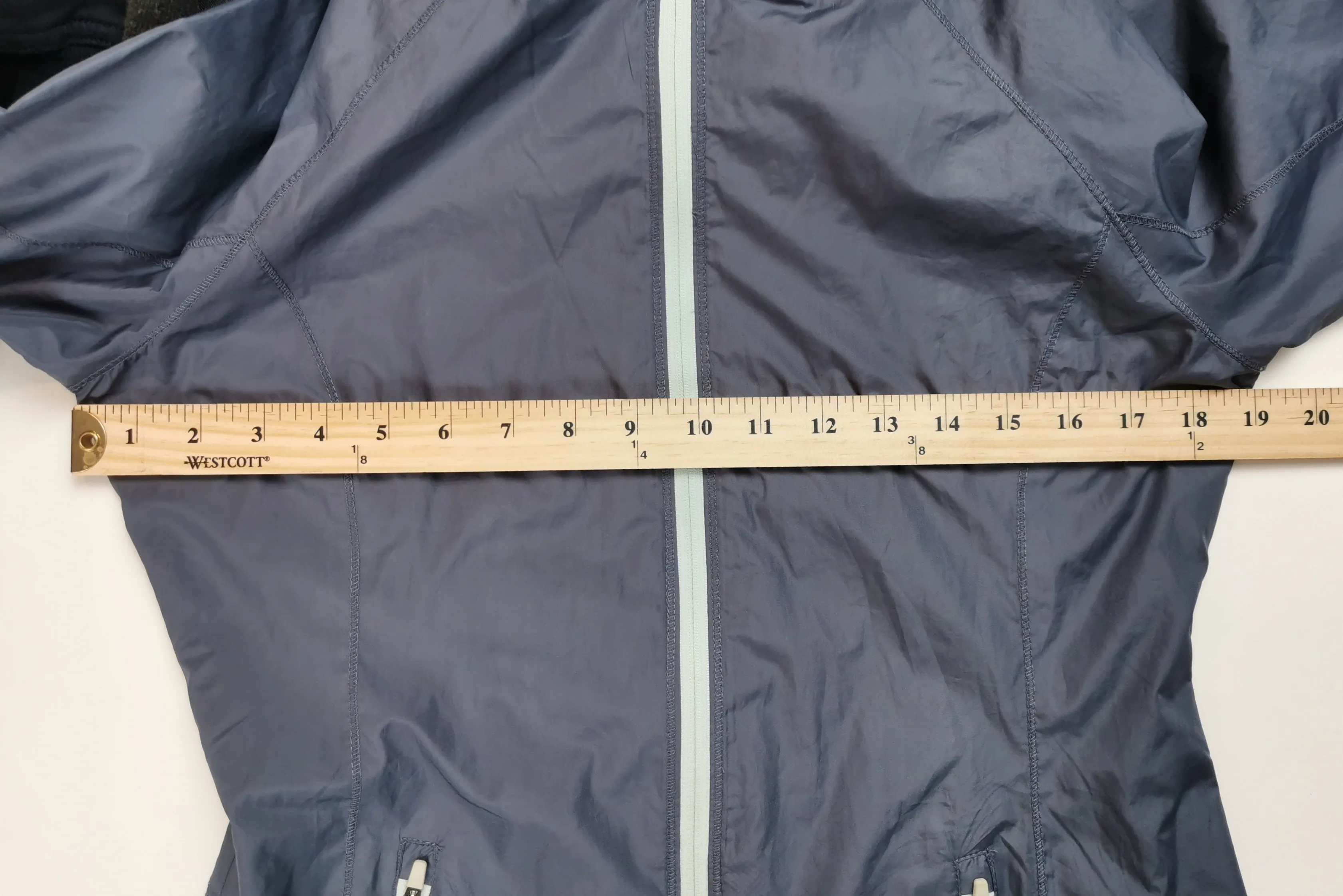 WOMENS SIZE SMALL - HIND, Lightweight Windbreaker Jacket EUC B45